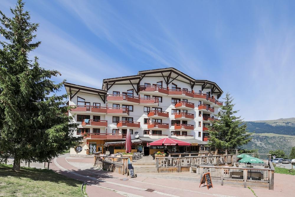 Résidence Pierre&Vacances Le Britania La Tania Esterno foto