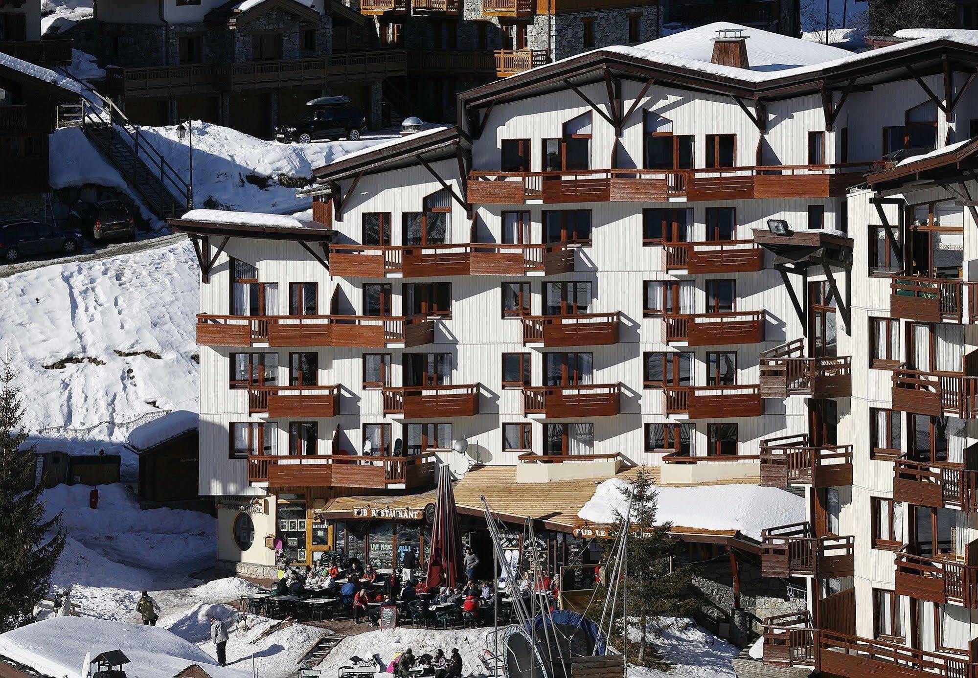 Résidence Pierre&Vacances Le Britania La Tania Esterno foto
